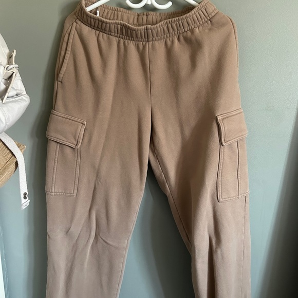 Aritzia TNA Cozy Af Hoodie Set - Picture 5 of 6